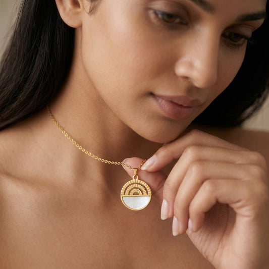 Geometric Sunrise Pendant Chain