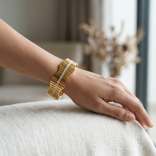 Wave-Contour Sculptural Kada