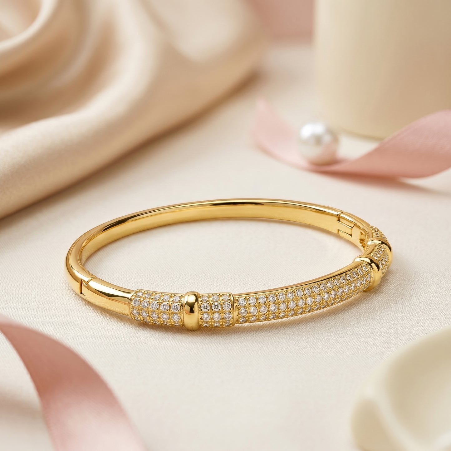 Segmented Pavé-Set Kada