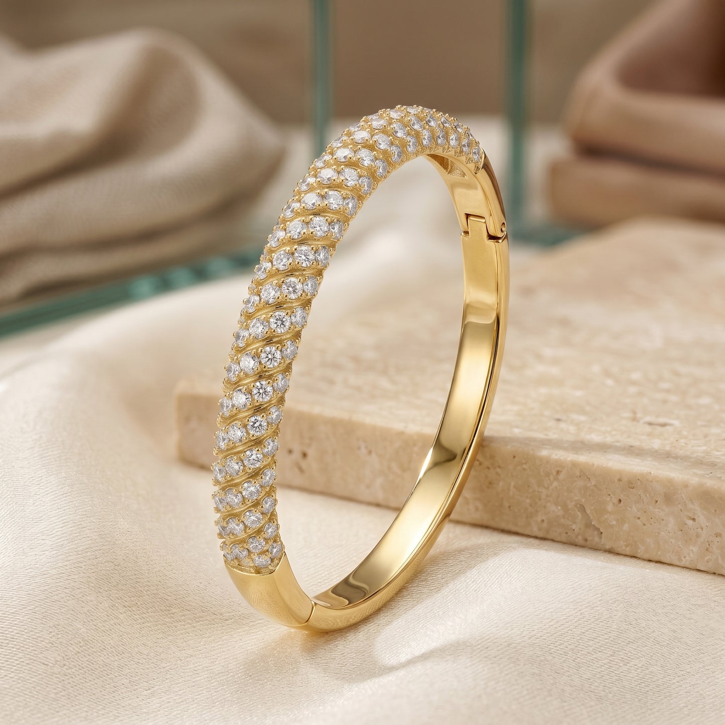 Sparkling Pavé Kada