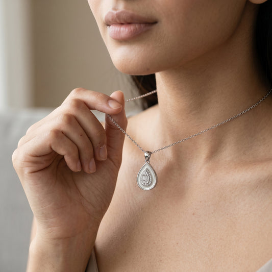 Teardrop Geometric Inlay Chain